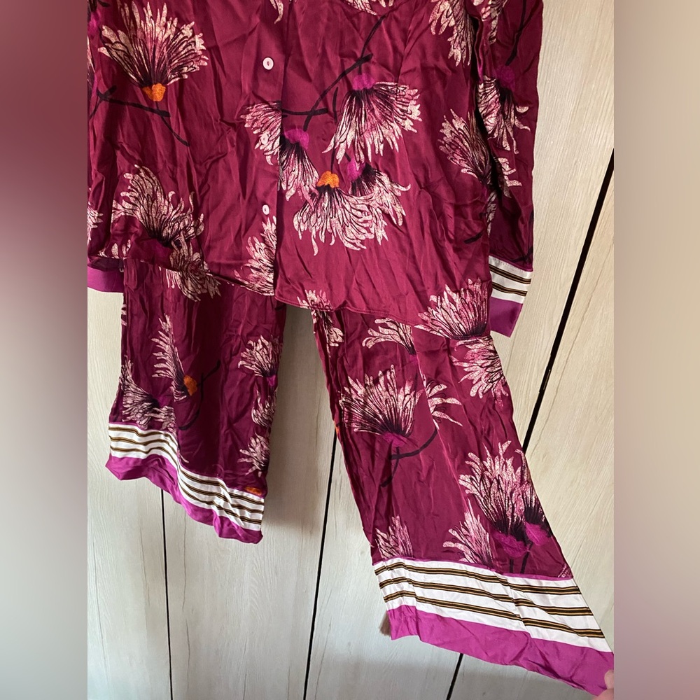 Anthropologie pjs - Picture 12 of 16